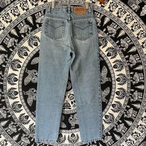 Limited Light Wash Mom Jeans